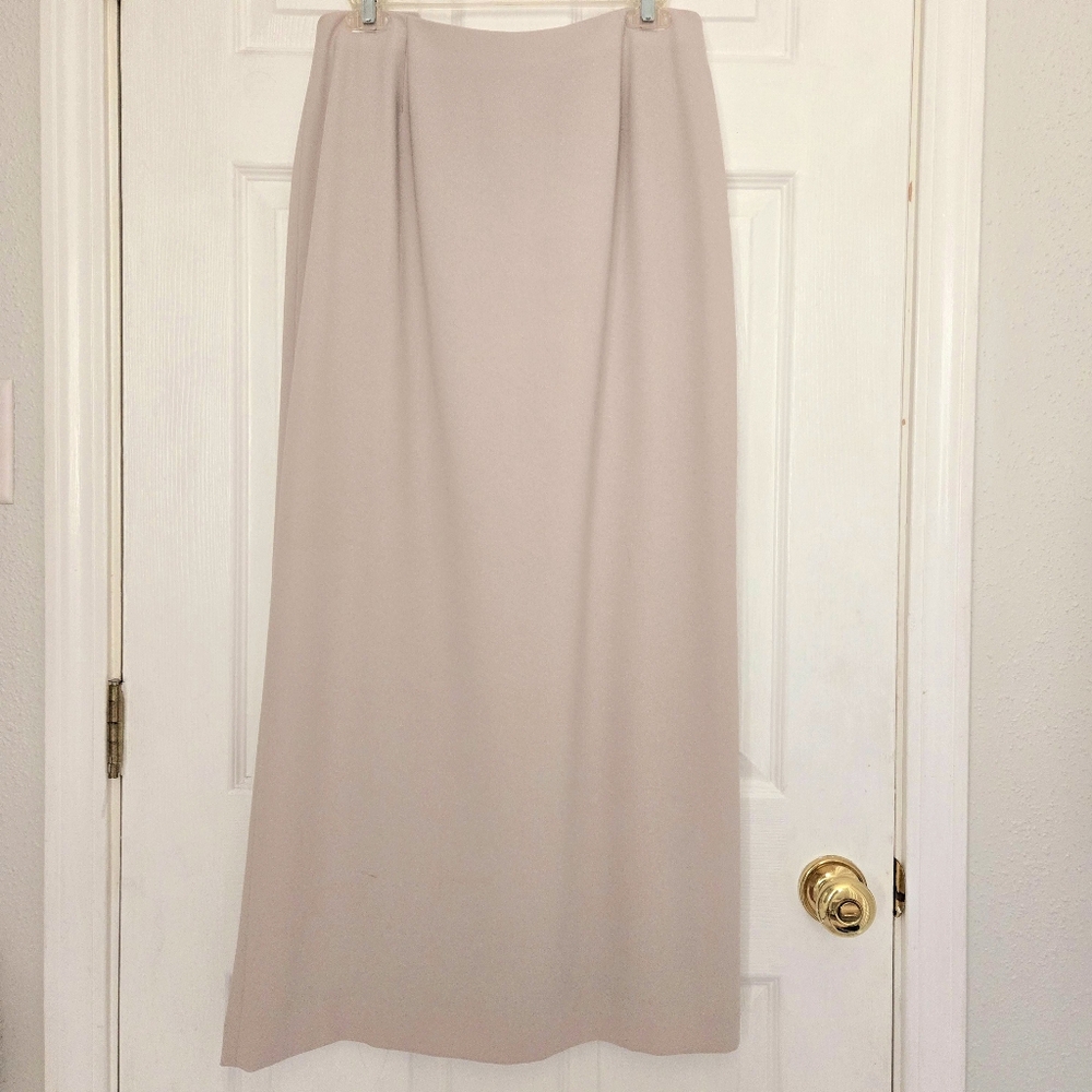 Liz Claiborne Cream Maxi Skirt